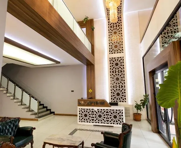 Türkler Suıte Trabzon